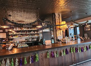 louisiana/new-orleans/garden-district/bar/hot-tin