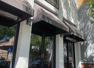 california/campbell/bar/one-fish-raw-bar