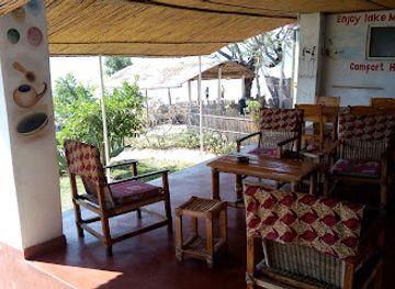 malawi/cape-maclear/bar/mphipie-lodge