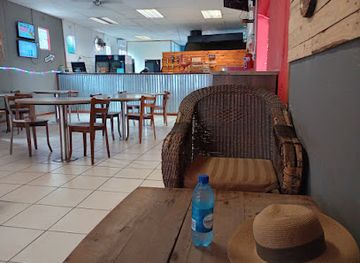 botswana/ghanzi-district/bar/gantsi-kickin-chicken