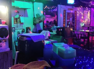 malaysia/ipoh/bar/honey-bee-1-fun-pub