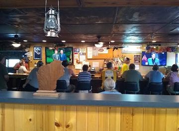 wisconsin/driftless-area/bar/tippy-toe-inn