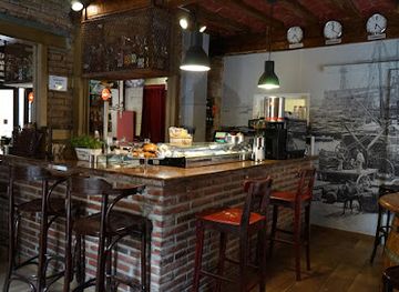 spain/barcelona/barceloneta/bar/petit-bar