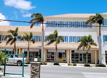 turks-and-caicos-islands/leeward-beach/bar/danny-buoy-s