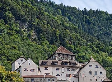 liechtenstein/alp-trubbach-trail/bar/cafe-bar-vanini