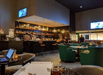 wisconsin/eau-claire/bar/dive