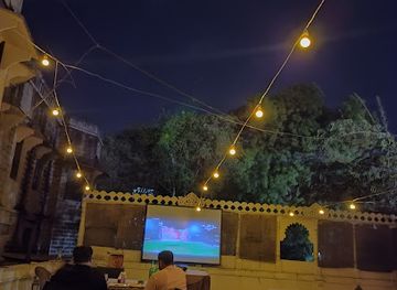 india/udaipur/bar/the-thekka-bar-udaipur-best-bar-in-udaipur