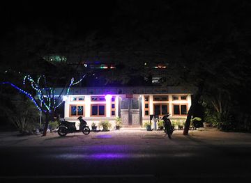 maldives/fuvahmulah-island/bar/highway-rest