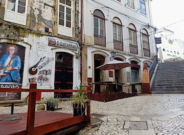 portugal/coimbra/baixa-de-coimbra/bar/bar-guitarras