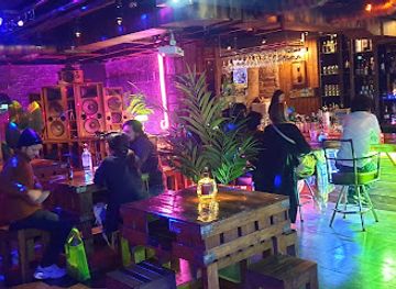 south-korea/jeju-city/bar/hitchhiker-lounge