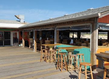 Fish Heads Bar & Grill