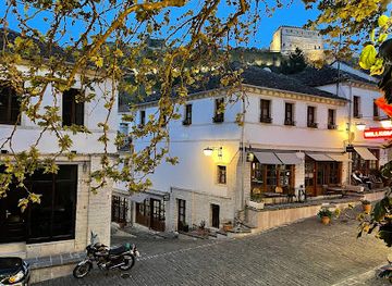albania/gjirokaster/bar/the-black-rose-pub