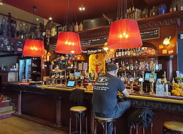 france/la-rochelle/bar/the-jolly-sailor