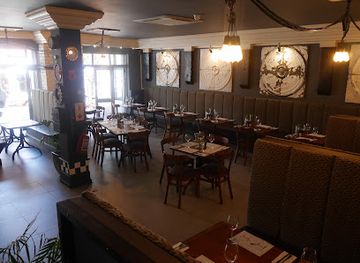 south-africa/overberg/bar/char-d-grill-wine-bar