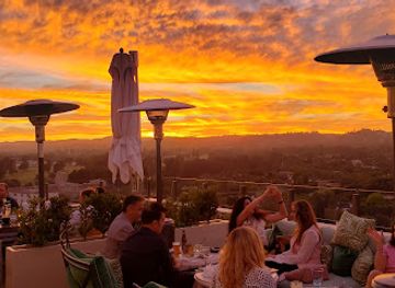 california/los-angeles/beverly-hills/bar/the-rooftop-by-jg