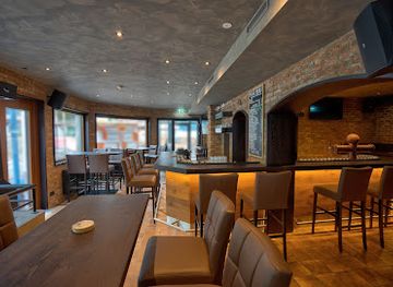 austria/zillertal-alps/bar/mikes-sports-bar