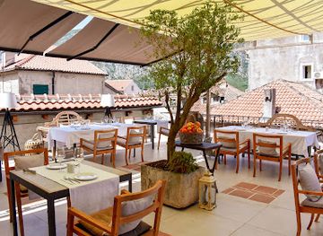 montenegro/kotor/bar/rooftop-terrace-hippocampus