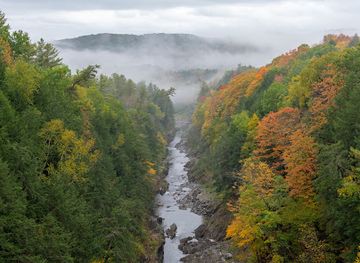 vermont/quechee-gorge/bar/quechee-state-park