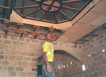 guinea/faranah-region/bar/bar-chez-la-vieille