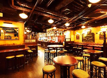 japan/tokyo/akihabara/bar/hub-chomp-chomp-akihabara