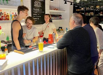 switzerland/geneva/les-paquis/bar/le-brise-glace-geneva-s-first-board-game-bar-premier-bar-a-jeux-de-geneve