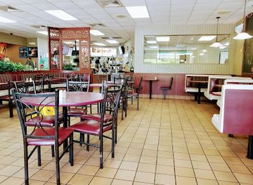 illinois/mississippi-palisades-state-park/bar/mcdonald-s