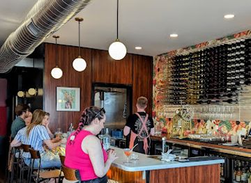 kansas/cedar-bluff-state-park/bar/wild-child