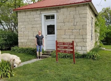 kansas/tallgrass-prairie-national-preserve/bar/the-lark-inn-on-main-st-guesthouse