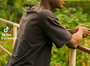 cameroon/mount-cameroon-national-park/bar/five-stars-bar