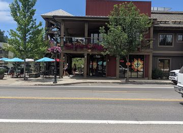 idaho/payette-lake/bar/kb-s-mccall