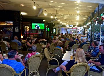 spain/balearic-islands/bar/finnegan-s-live-music-irish-pub