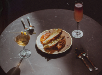 argentina/aconcagua-provincial-park/bar/enigmatico-hidden-bar