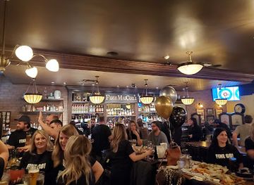 canada/prairies/bar/fionn-maccool-s-crossroads