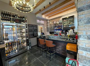 italy/trieste/bar/cool-camisa