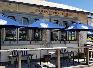 Counting House Bar & Grill
