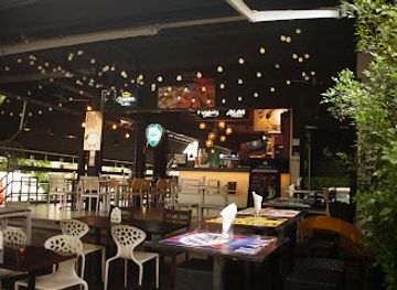 singapore/bukit-batok/bar/bar-bar-black-sheep-cherry-ave