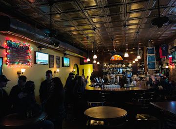 north-carolina/greensboro/downtown-greensboro/bar/grey-s-tavern