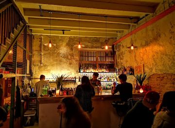 malaysia/ipoh/bar/tiga