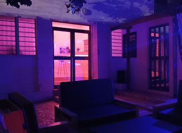 togo/oti-river-valley/bar/le-vin-a-soi