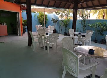 maldives/gaafu-dhaalu-atoll/bar/cafe-de-veli