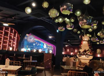 south-korea/busan/seomyeon/bar/ac