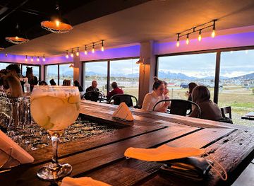 argentina/tierra-del-fuego-national-park/bar/jeremy-button-gin-bar