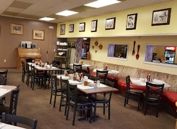 oregon/umatilla-county/bar/the-pheasant-blue-collar-bar-grill