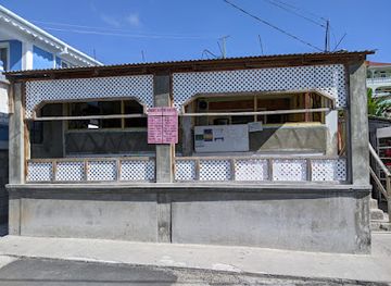 dominica/scotts-head/bar/roger-s-restaurant