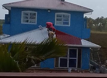 guyana/berbice-river/bar/ulric-s-hotel-restaurant-bar