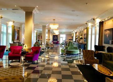 virginia/virginia-beach/bar/the-raleigh-room