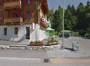 switzerland/crans-montana/bar/the-warehouse