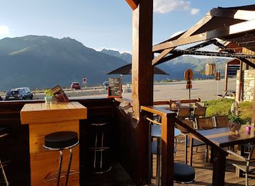 france/la-plagne/bar/the-white-bear