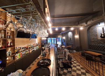 greece/kavala/bar/medousa-pub