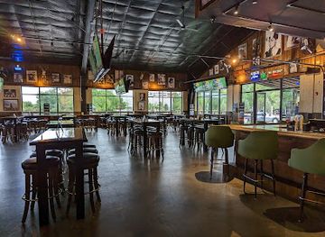 texas/the-woodlands/bar/kirby-ice-house-the-woodlands